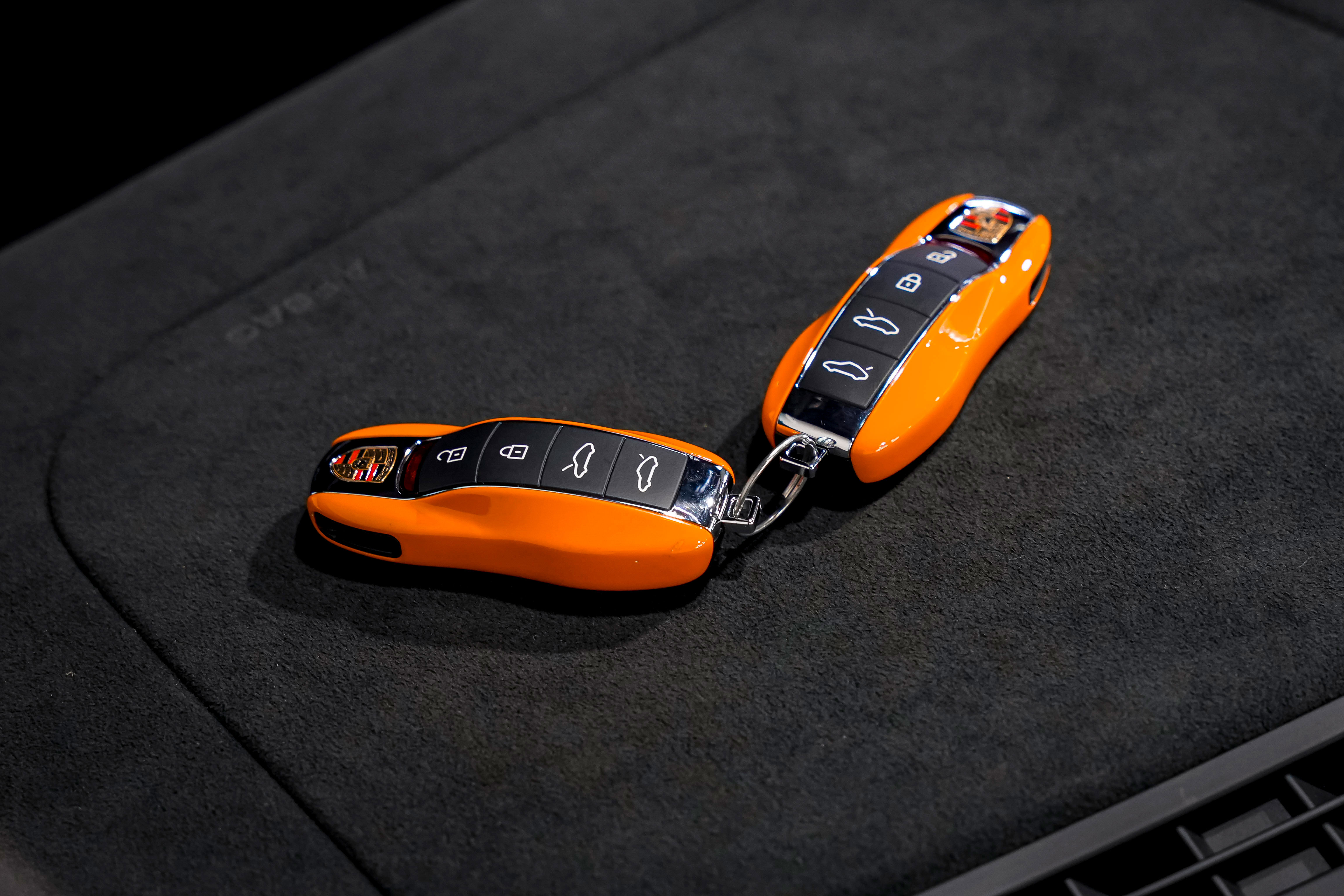 Used 2023 Porsche 718 Cayman GT4 RS image 34