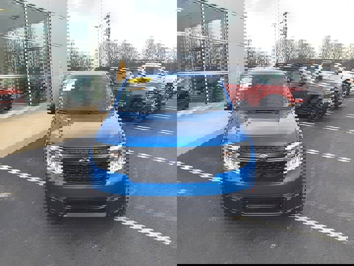 Certified 2022 Ford Maverick XLT image 2