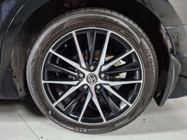Used 2023 Toyota Camry SE w/ Convenience Package FWD image 11