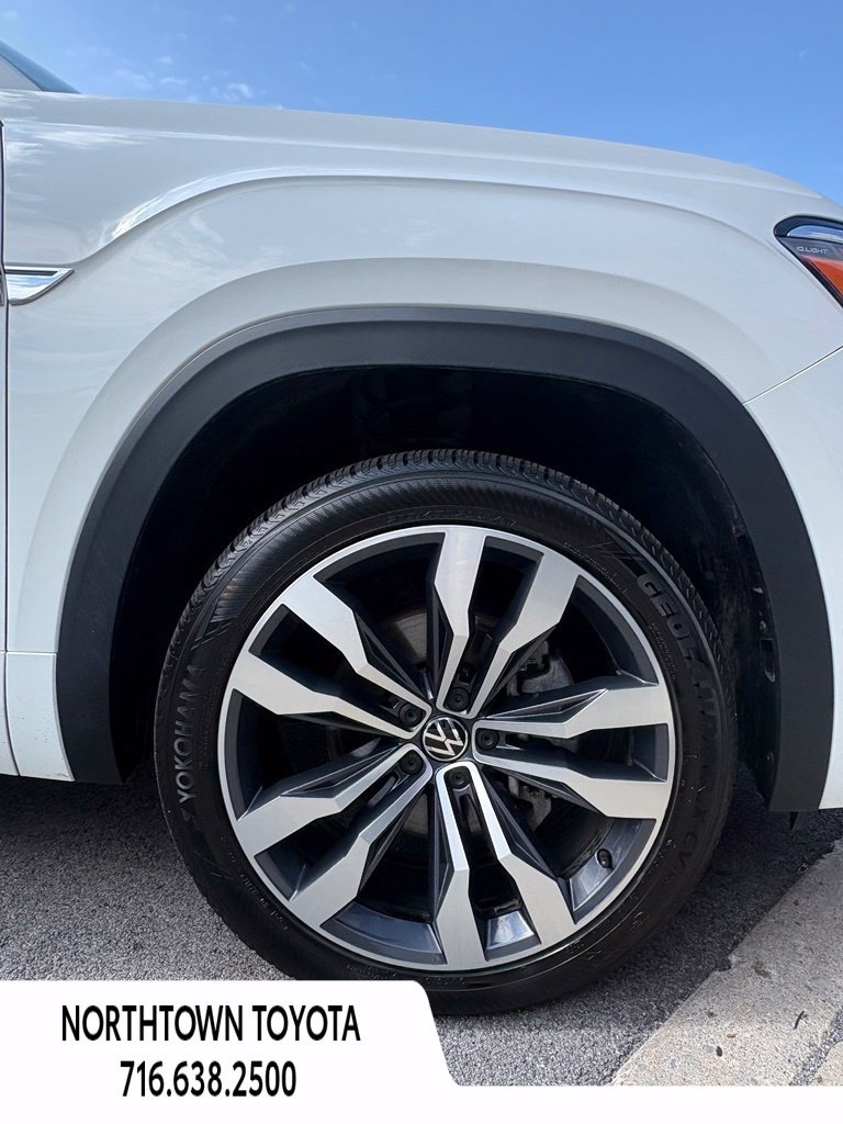 Used 2021 Volkswagen Atlas Cross Sport SEL Premium R-Line AWD/4WD image 27