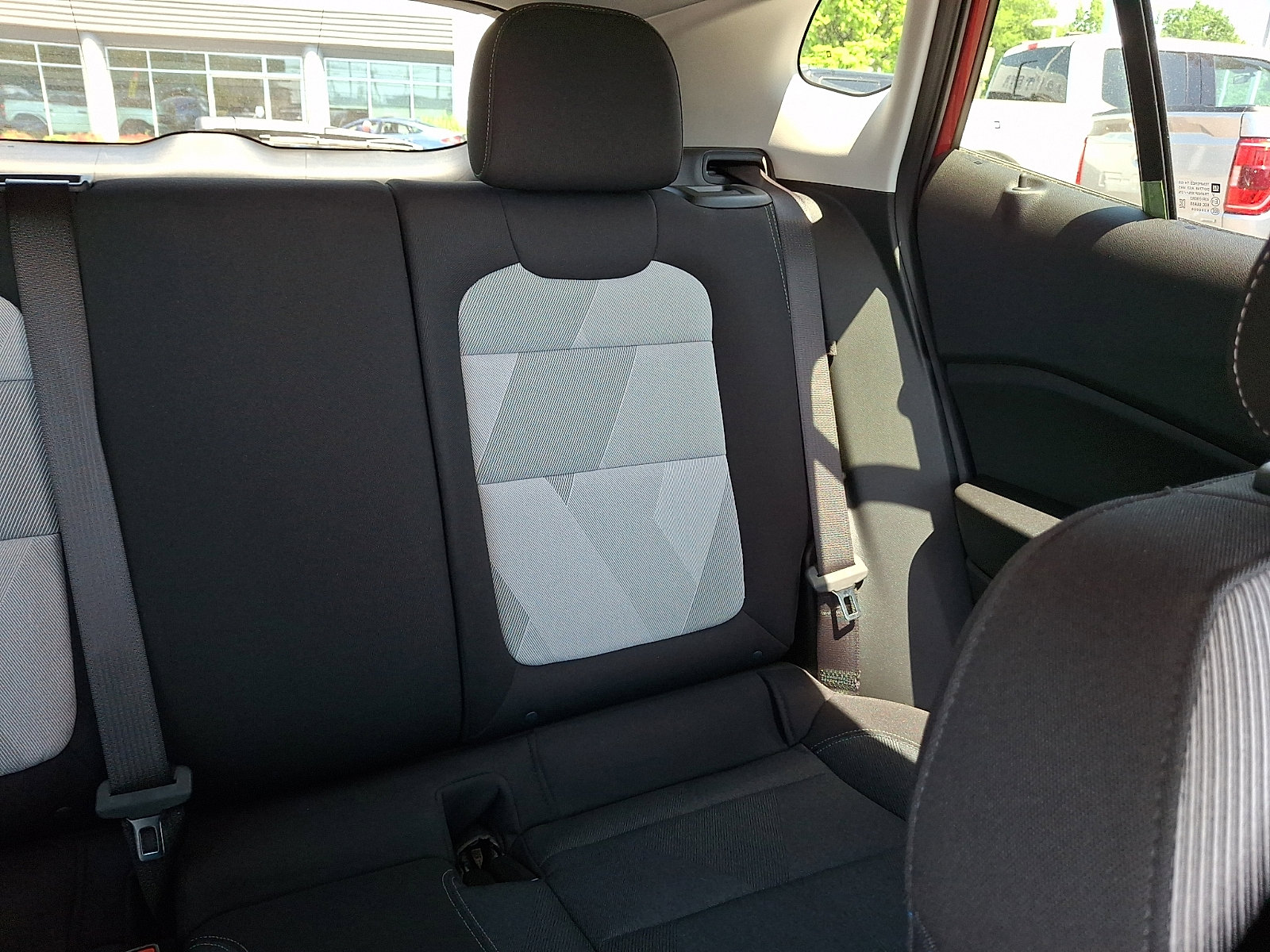 Used 2026 Chevrolet Trax LS w/ LS Convenience Package FWD image 18