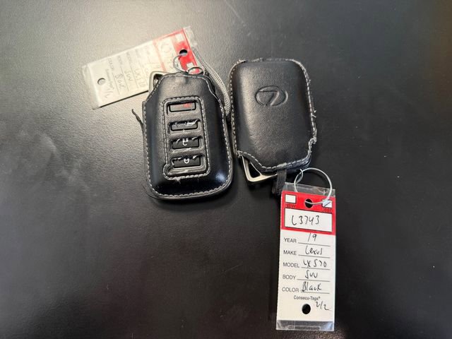 Used 2019 Lexus LX 570 4WD image 35