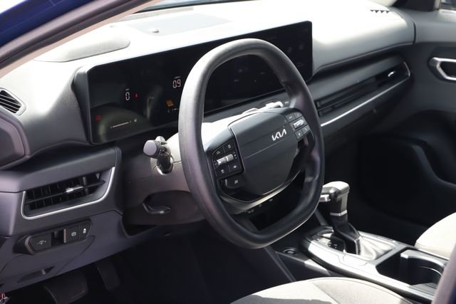 Used 2025 Kia K4 FWD image 12