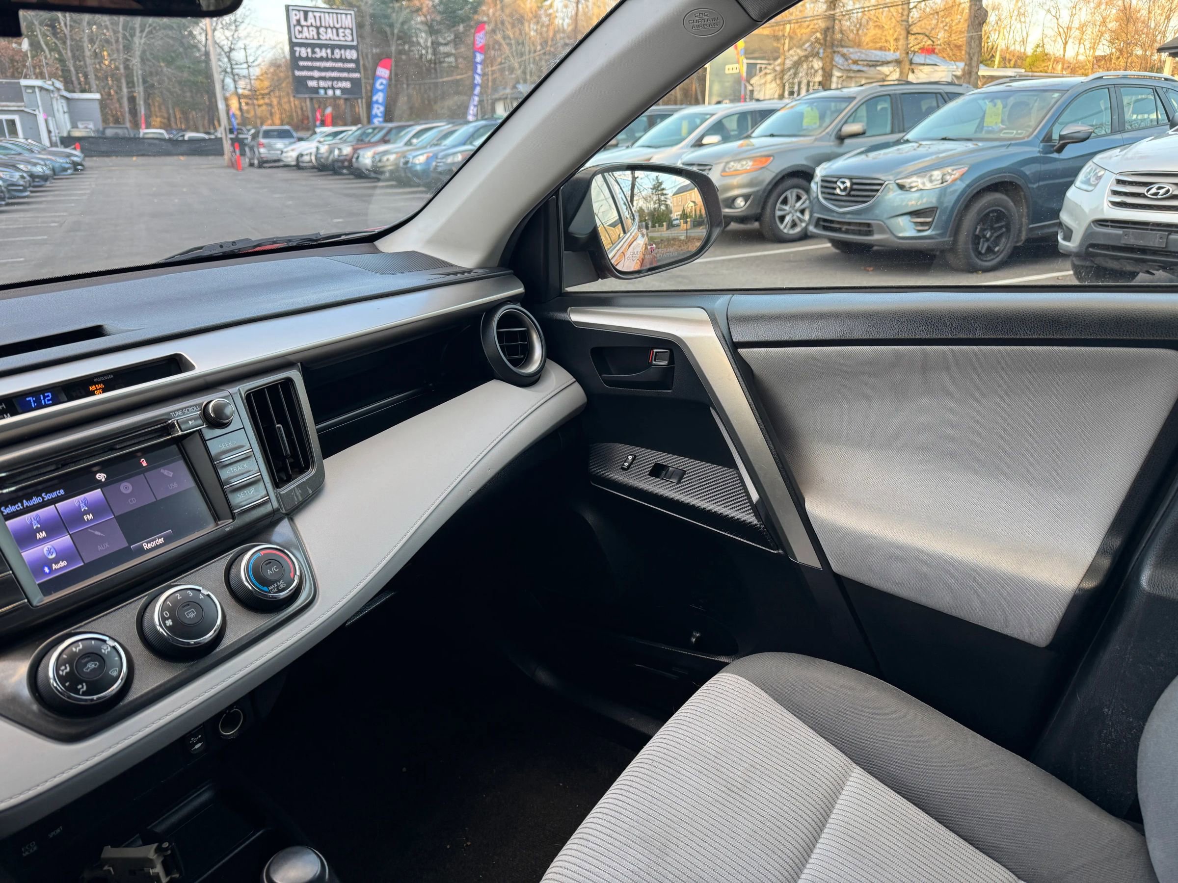 Used 2015 Toyota RAV4 LE image 25