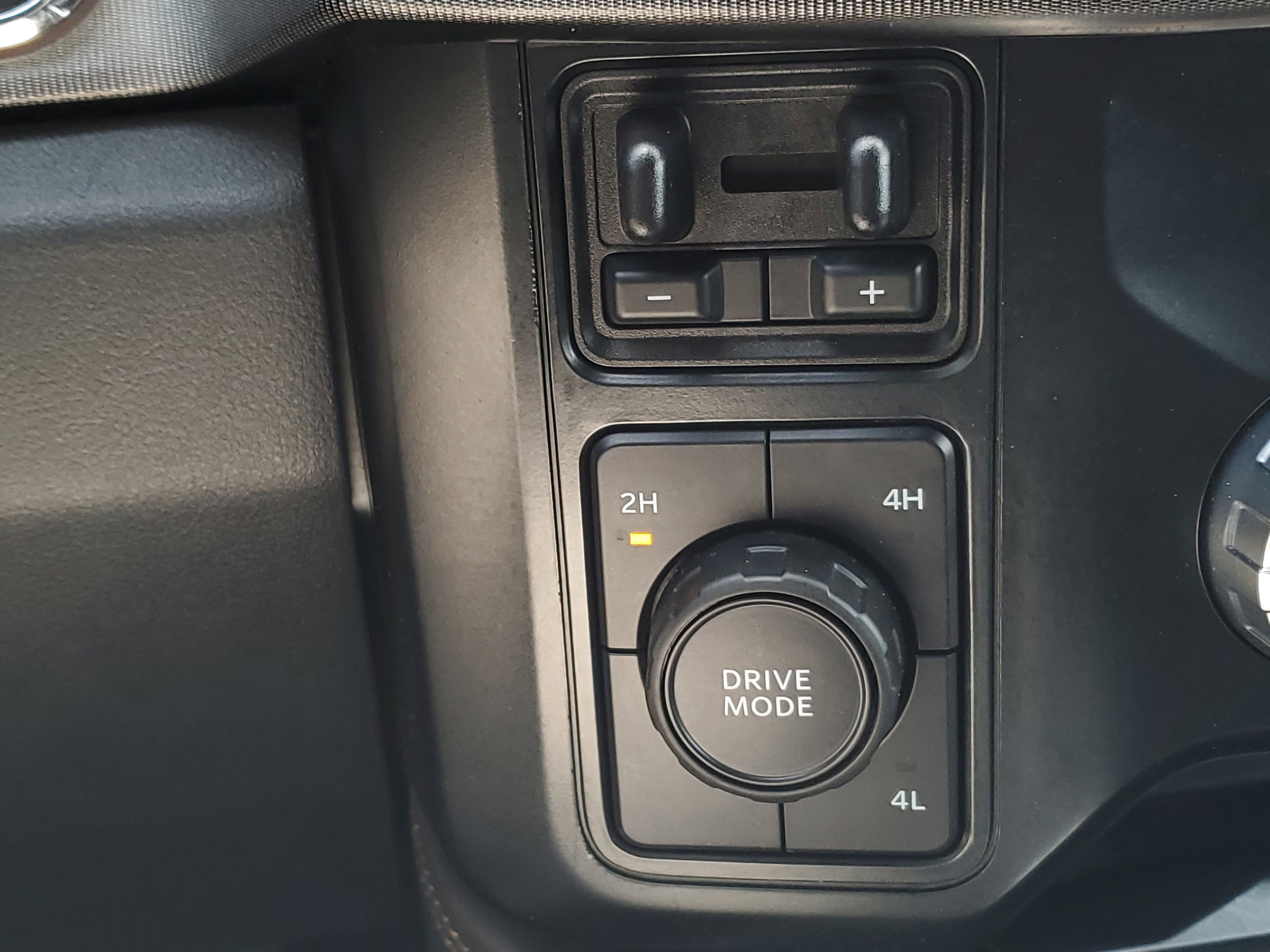 Used 2023 Ford F250 Platinum AWD/4WD image 15