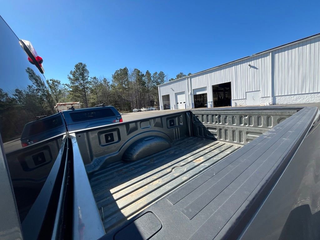 Used 2019 Ford F250 XLT w/ XLT Premium Package image 11