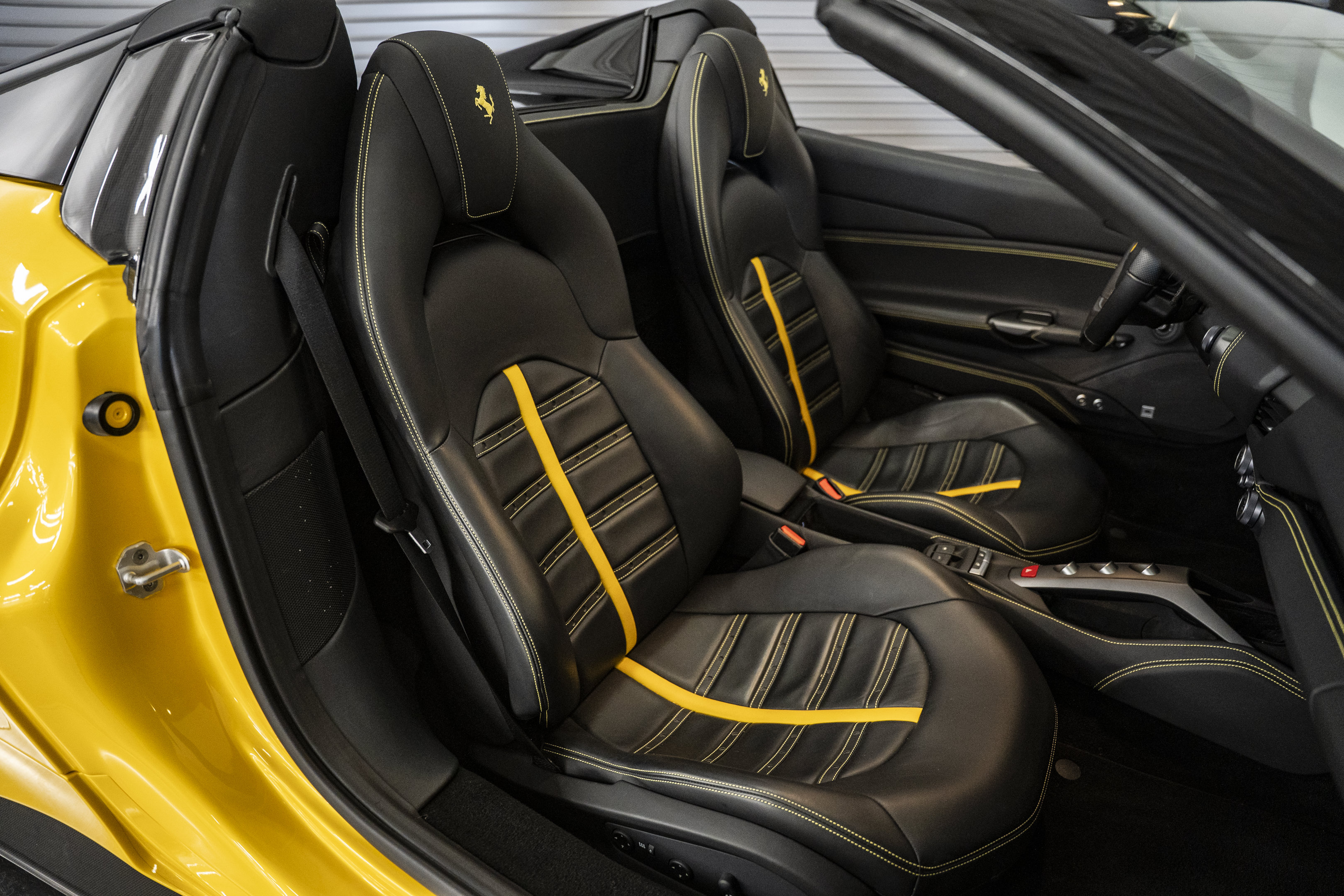 Used 2018 Ferrari 488 Spider RWD image 40