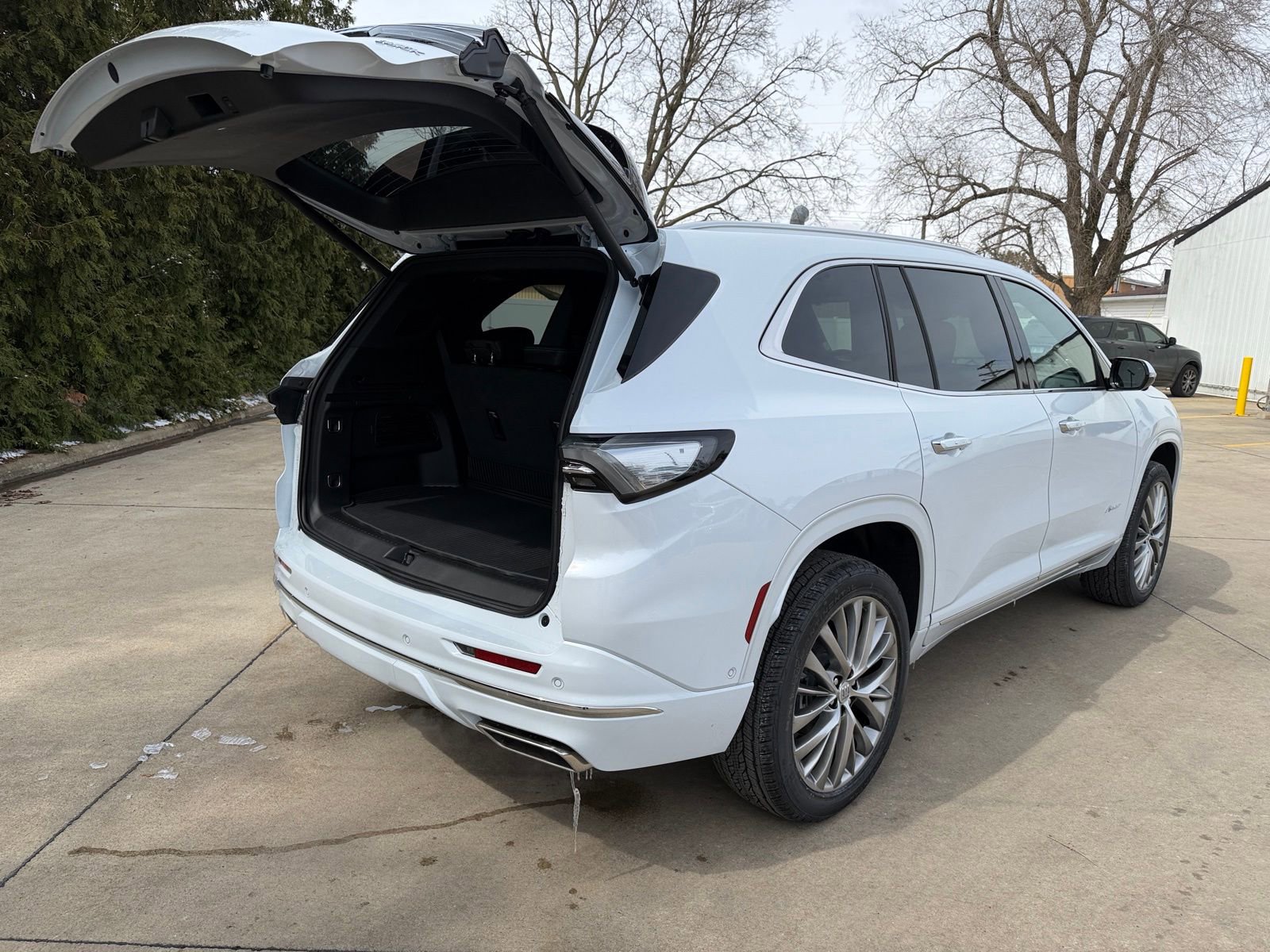 New 2026 Buick Enclave Avenir w/ Super Cruise Package image 13