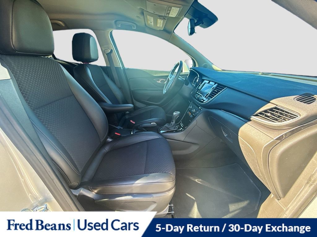 Used 2022 Buick Encore Preferred w/ Safety Package image 28