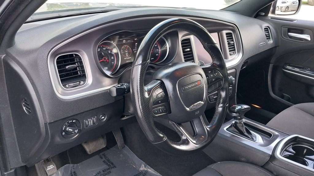 Certified 2022 Dodge Charger R/T image 16