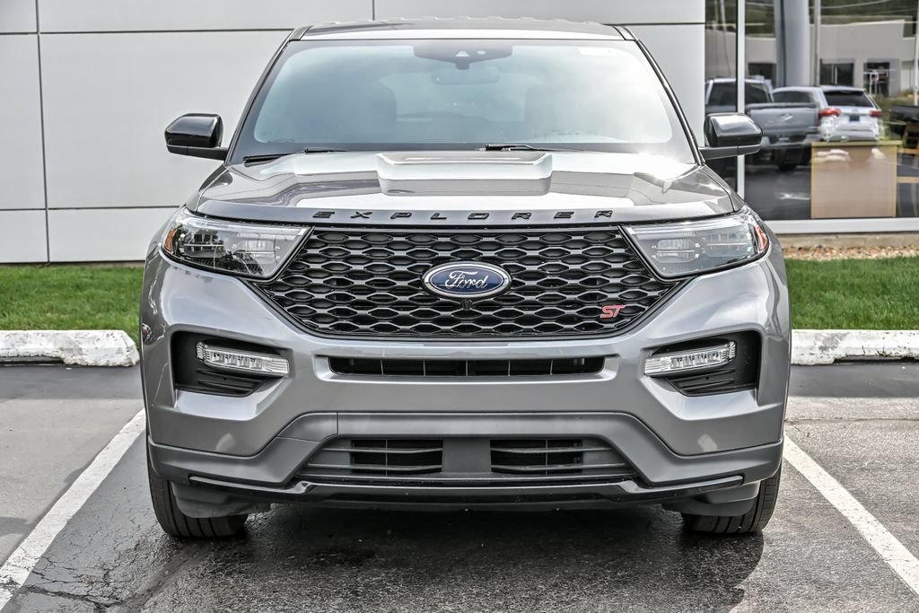 Used 2022 Ford Explorer ST AWD/4WD image 4