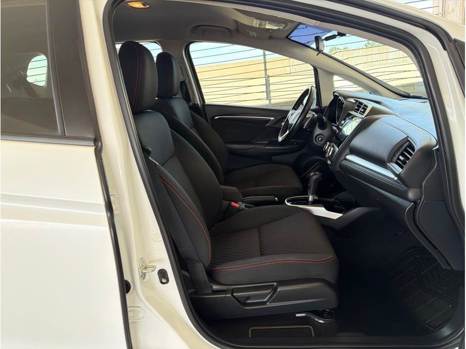 Used 2018 Honda Fit Sport image 14