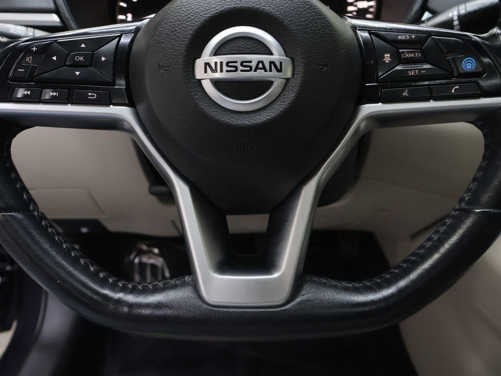 Used 2020 Nissan Altima 2.5 SV image 18