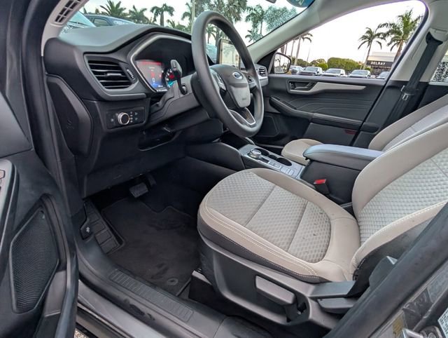 Certified 2022 Ford Escape SE FWD image 6