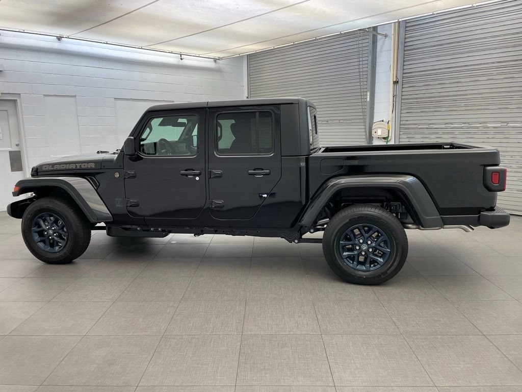 New 2026 Jeep Gladiator Mojave AWD/4WD image 5