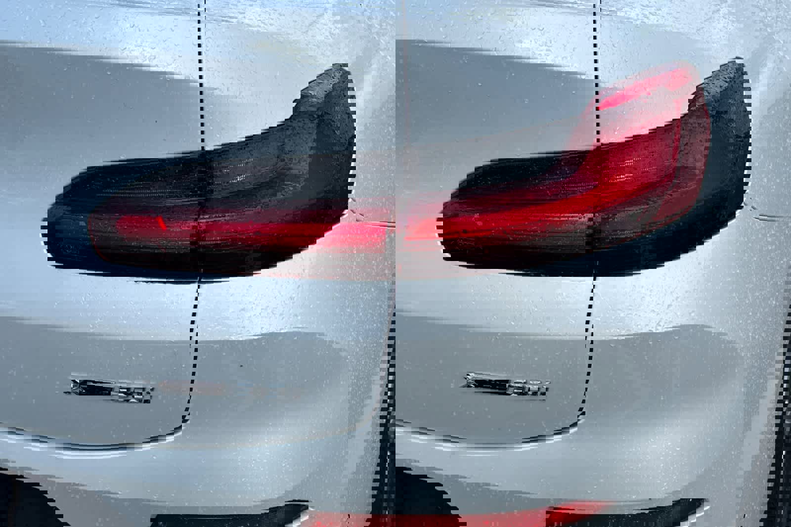 Used 2024 BMW X4 xDrive30i w/ Premium Package image 7