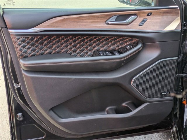 Used 2021 Jeep Grand Cherokee L Summit w/ Advanced Protech Group IV image 12