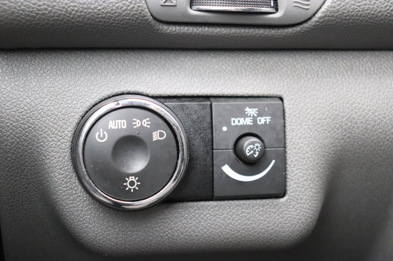 Used 2017 Chevrolet Traverse LS image 40