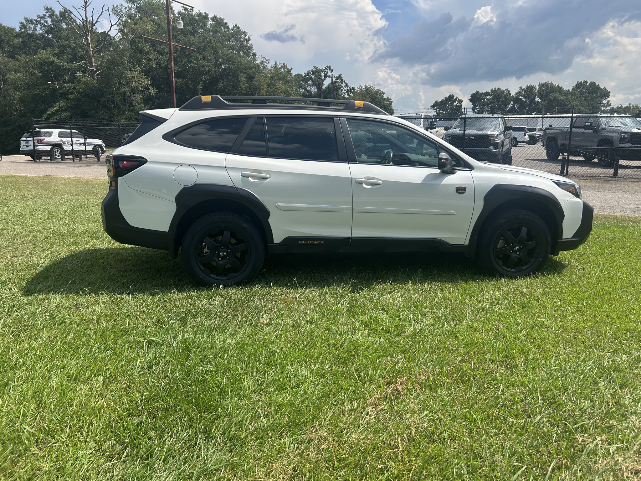 Used 2025 Subaru Outback Wilderness AWD/4WD image 8