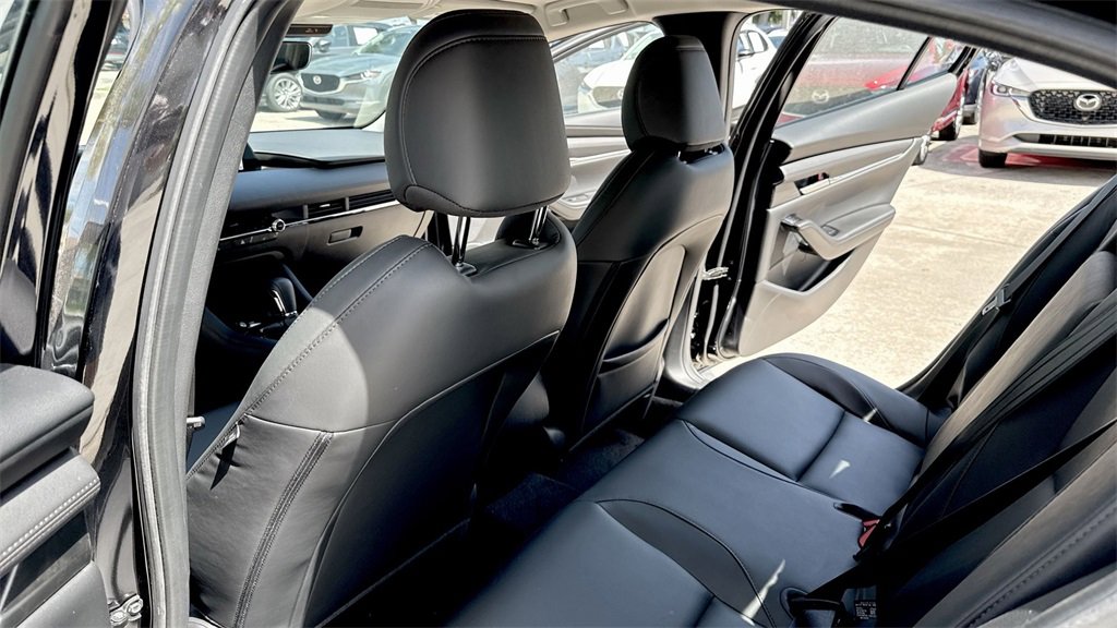 New 2025 MAZDA MAZDA3 s image 35