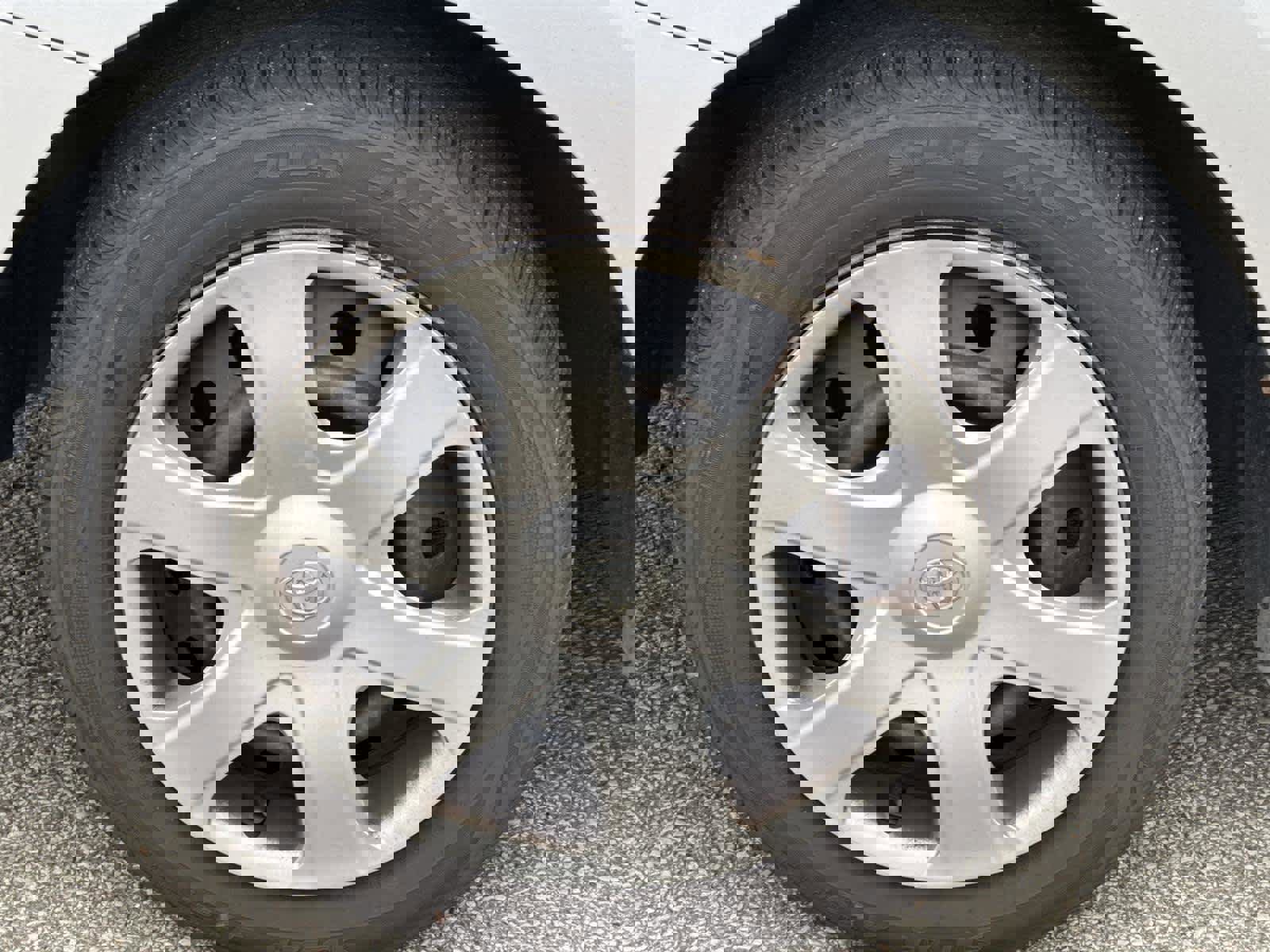 Used 2009 Toyota Matrix image 10