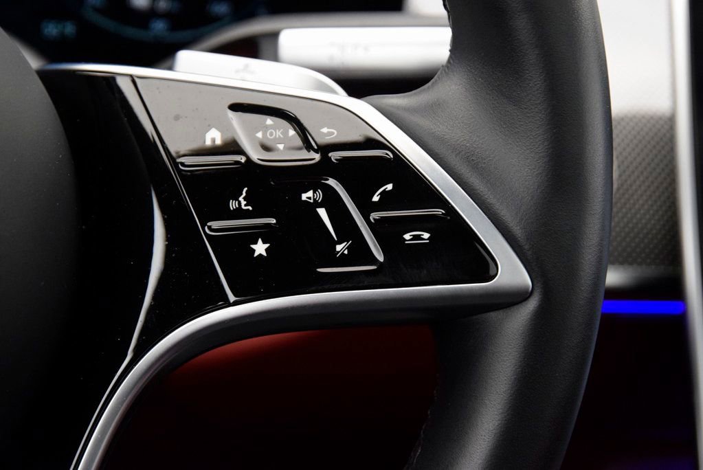 Used 2025 Mercedes-Benz S 580e 4MATIC Sedan image 24