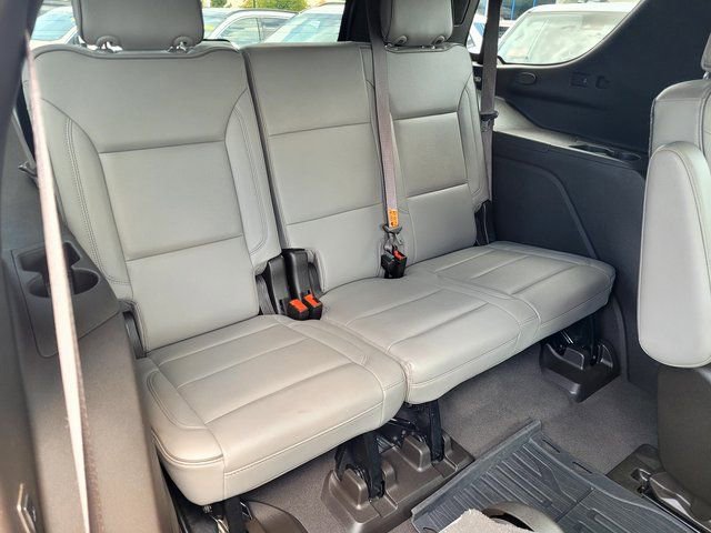 Used 2021 GMC Yukon SLT w/ SLT Luxury Plus Package AWD/4WD image 19