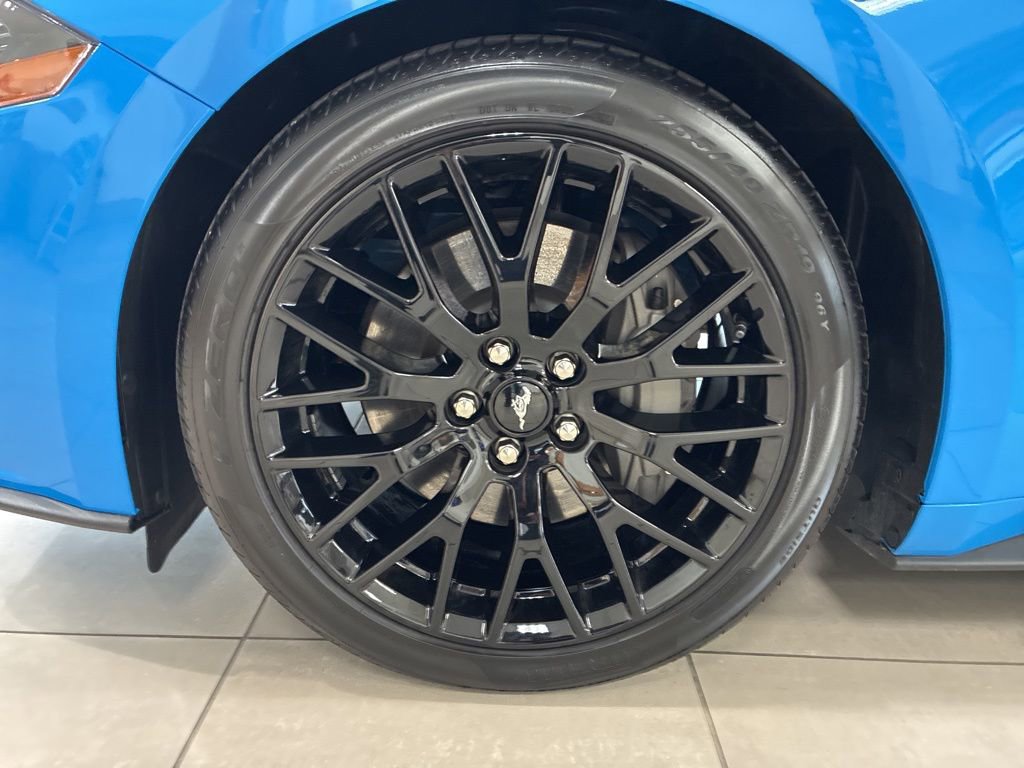 Used 2022 Ford Mustang GT Premium w/ Equipment Group 401A RWD image 43