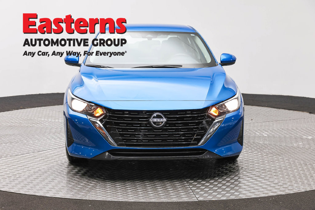 Used 2024 Nissan Sentra SV FWD image 4
