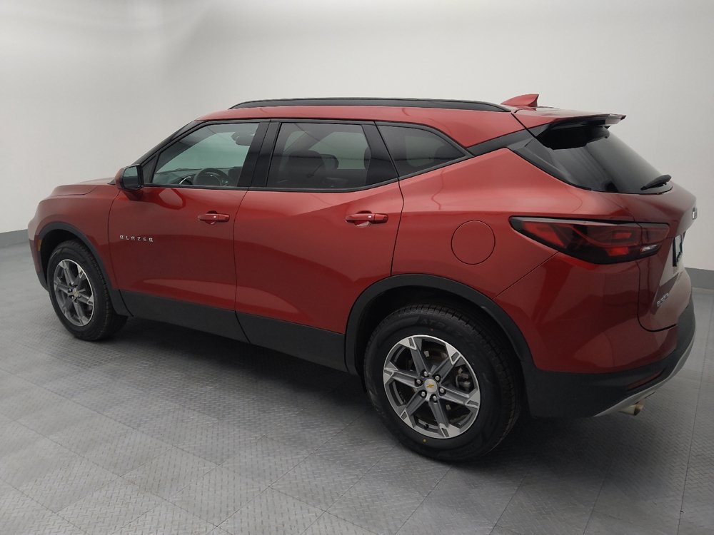 Used 2024 Chevrolet Blazer LT w/ Convenience Package FWD image 3
