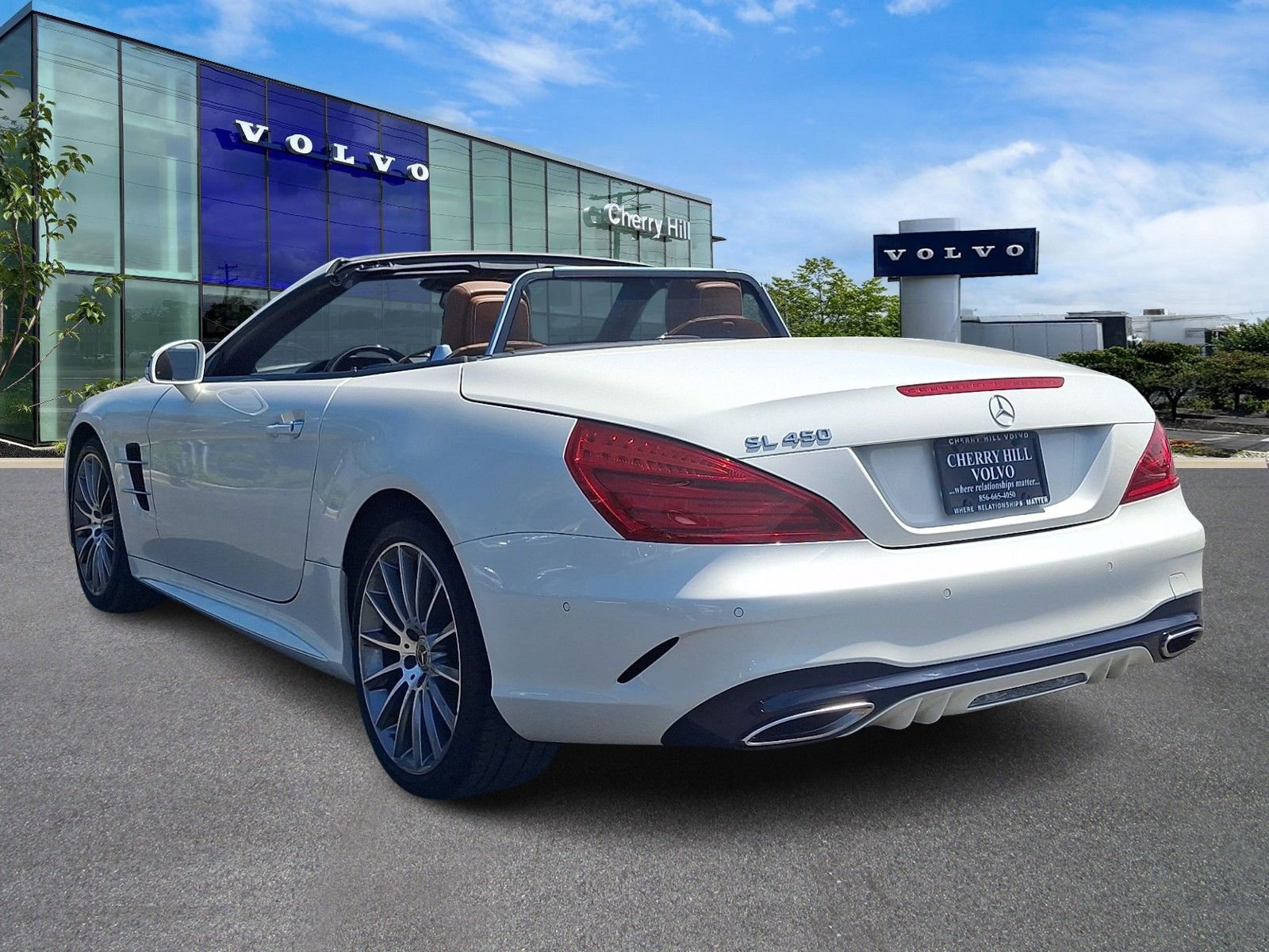 Used 2019 Mercedes-Benz SL 450 image 4
