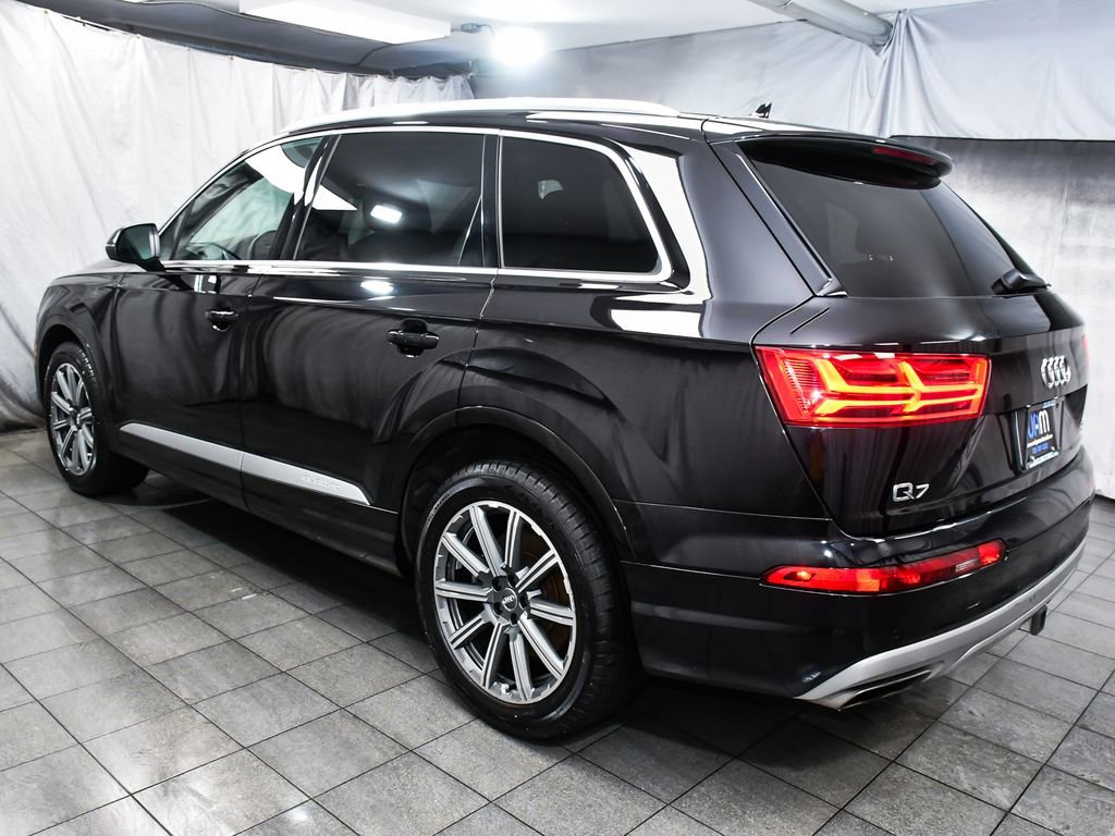 Used 2018 Audi Q7 3.0T Premium Plus AWD/4WD image 4
