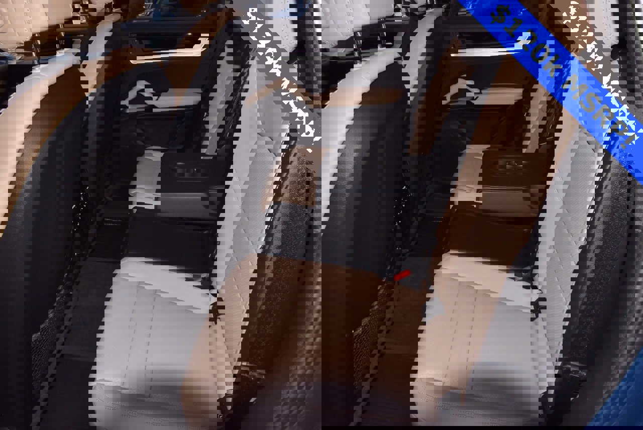 Used 2025 Porsche Cayenne image 14