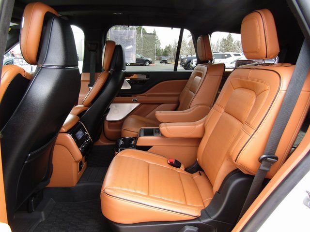 Used 2023 Lincoln Aviator Black Label w/ Dynamic Handling Package image 13