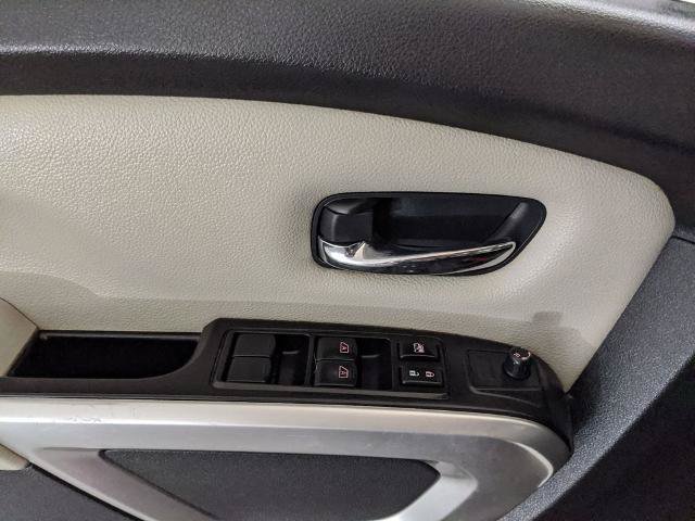 Used 2021 Nissan Titan SV w/ SV Convenience Package AWD/4WD image 13
