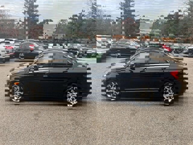 Used 2013 Mercedes-Benz C 300 4MATIC Sedan image 2