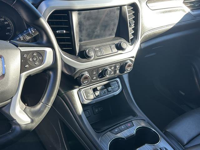 Used 2023 GMC Acadia SLT image 14