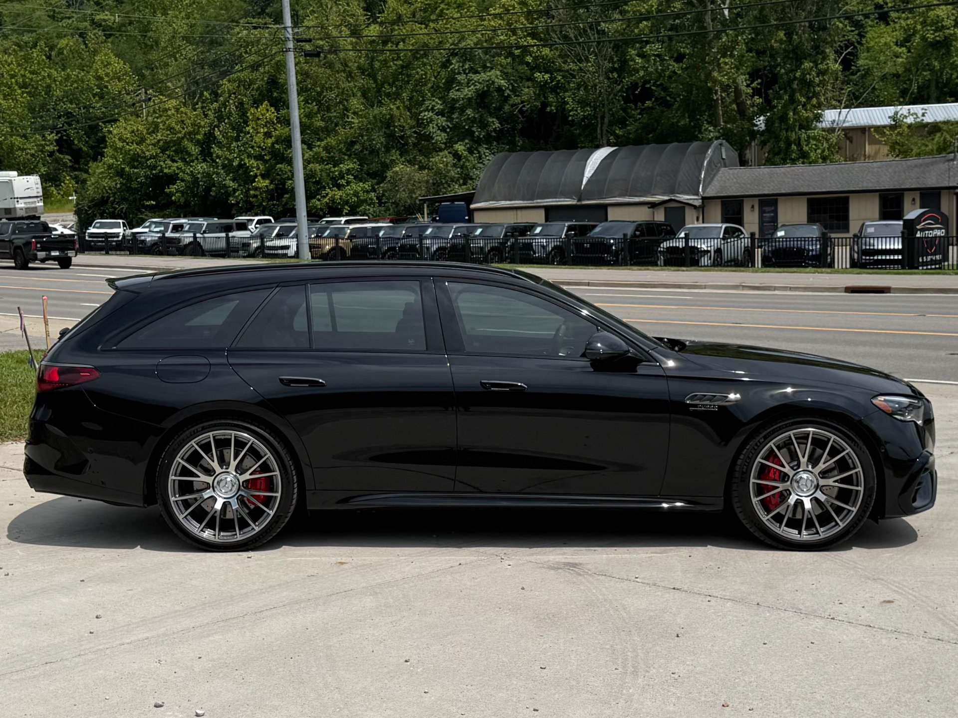 Used 2026 Mercedes-Benz E 53 AMG e 4MATIC Wagon image 7