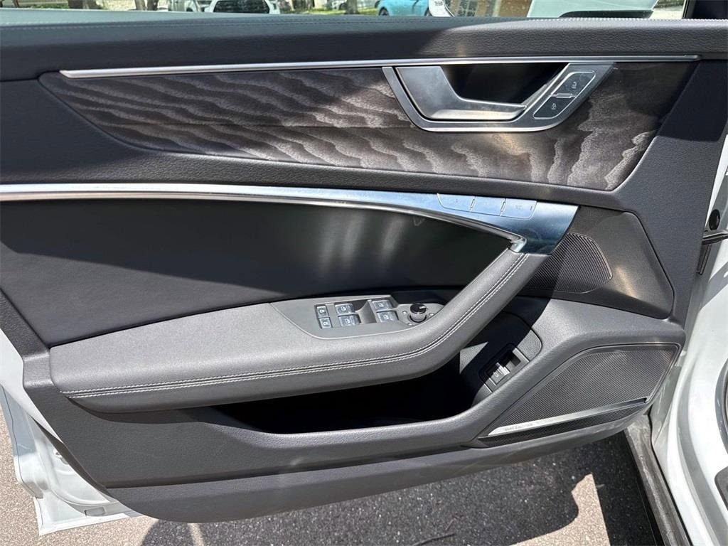 Used 2024 Audi A6 Premium Plus w/ Executive Package image 15