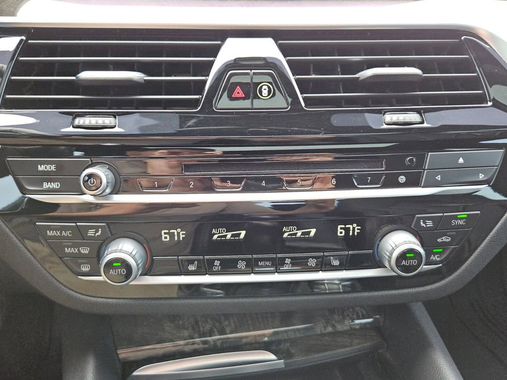 Used 2019 BMW 540i w/ Convenience Package RWD image 20