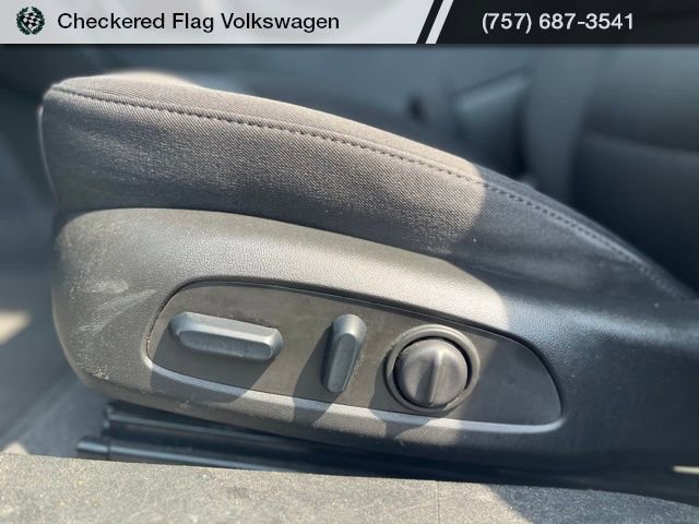 Used 2024 Chevrolet Malibu LT FWD image 22