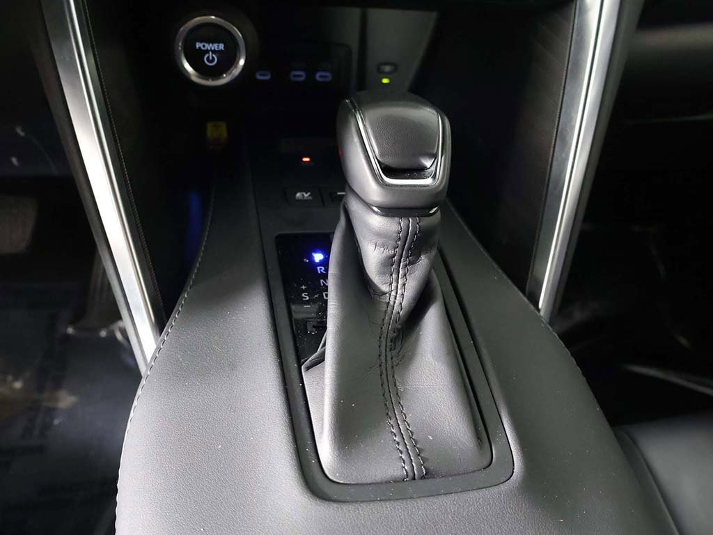 Used 2023 Toyota Venza Nightshade image 43