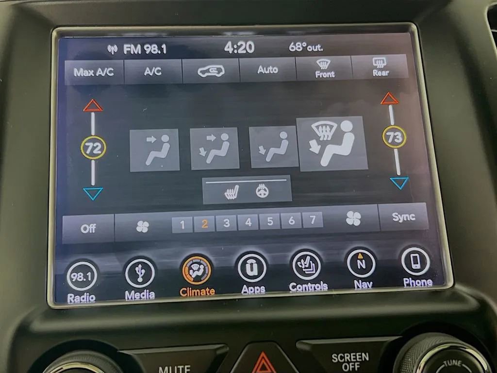 Used 2018 Jeep Grand Cherokee Limited RWD image 17