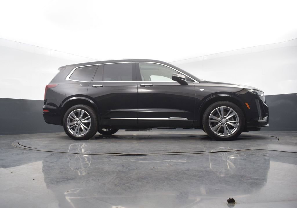 Certified 2023 Cadillac XT6 Premium Luxury w/ LPO, Floor Liner Package image 47