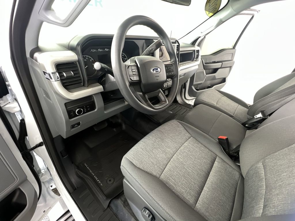 Used 2025 Ford F350 XL w/ Snow Plow Prep Package AWD/4WD image 11