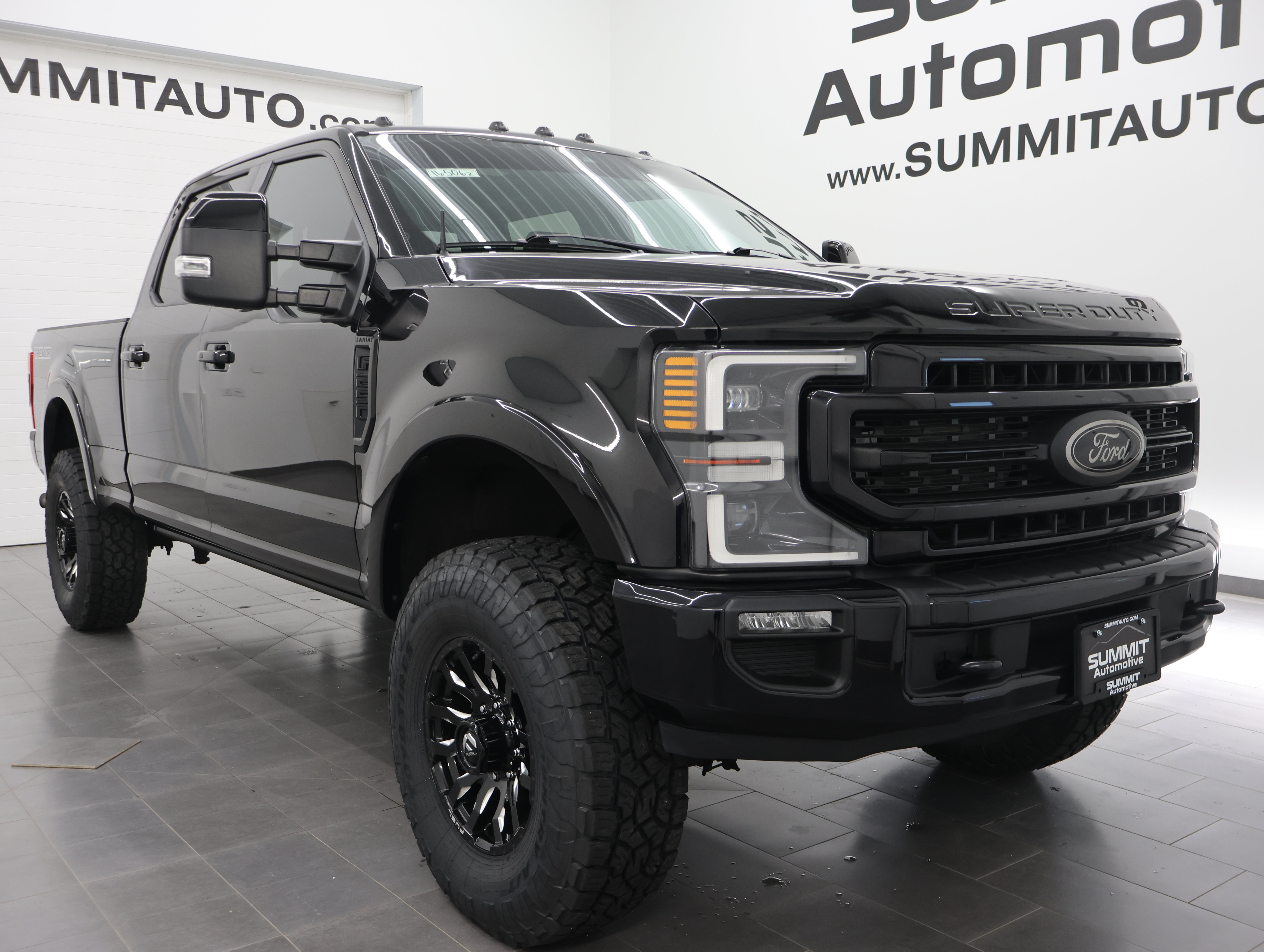 Used 2021 Ford F250 Lariat AWD/4WD image 2