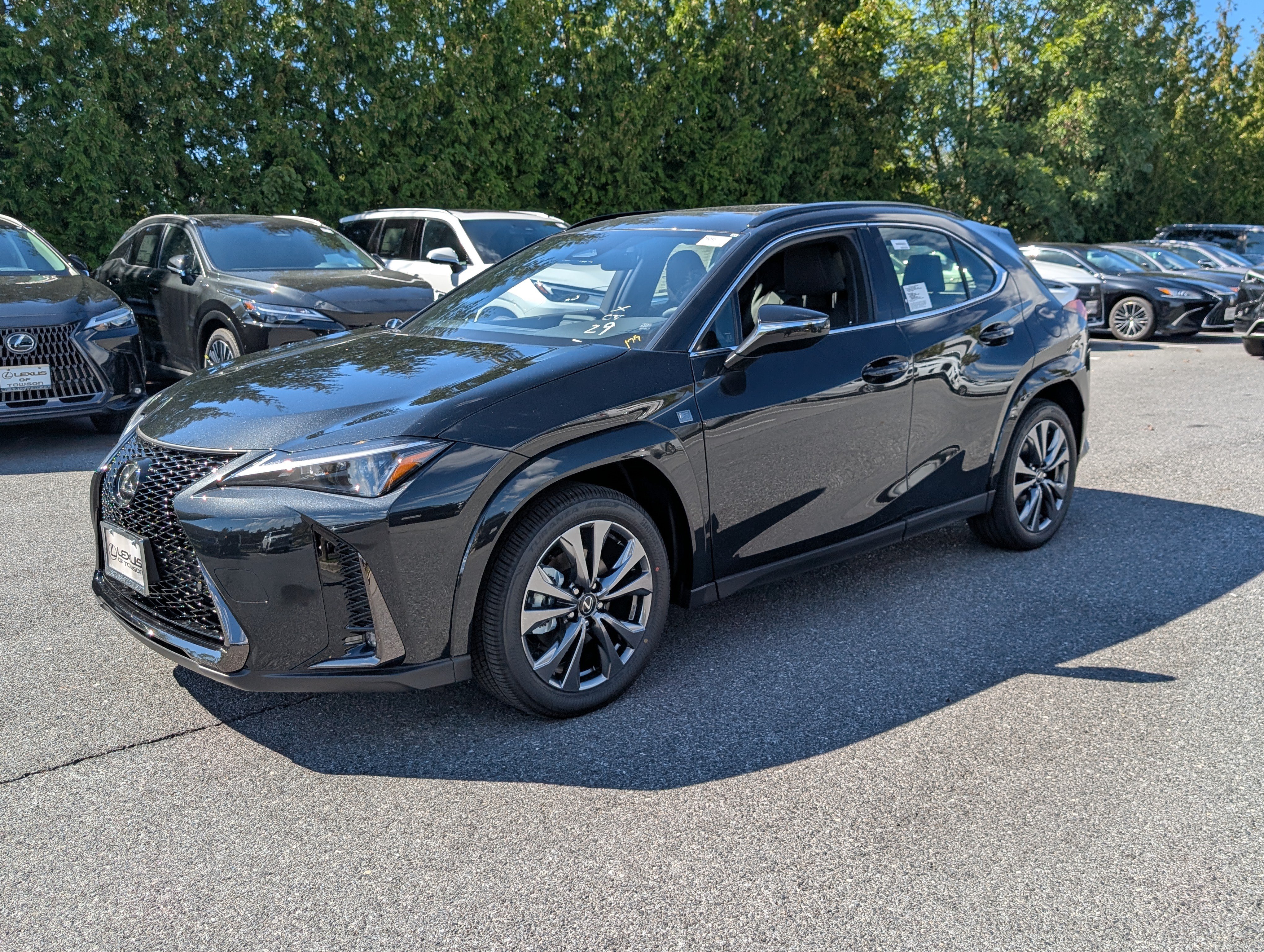 New 2026 Lexus UX 300h AWD w/ Accessory Package (2T) image 4