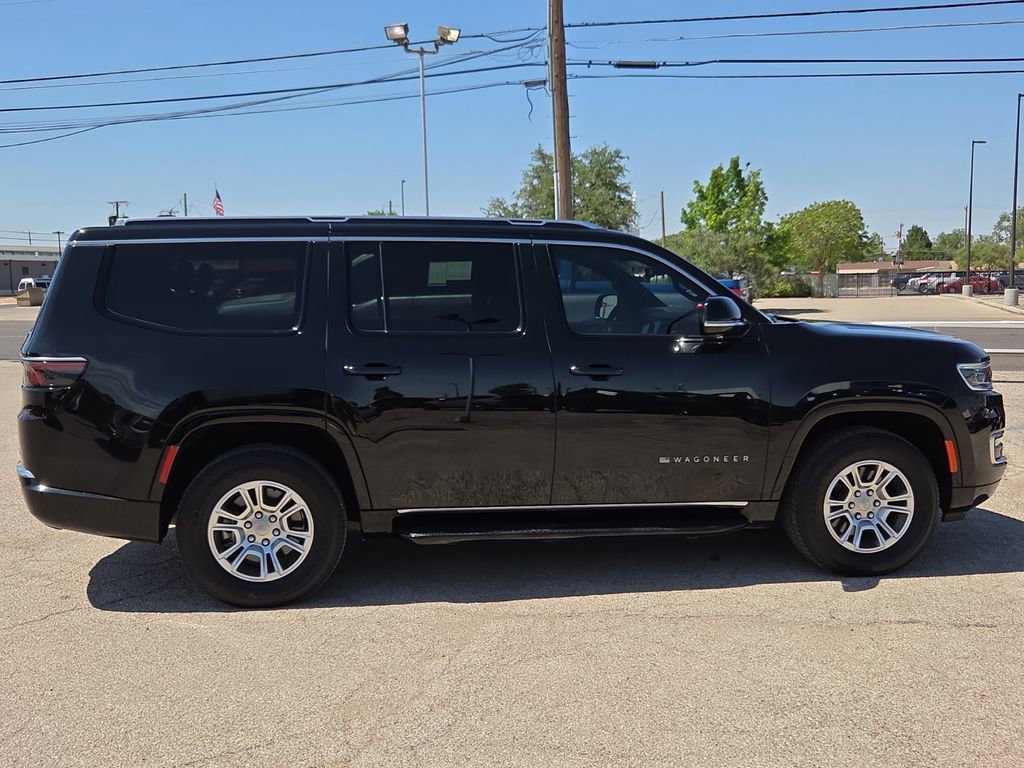 Used 2024 Jeep Wagoneer 4WD image 5