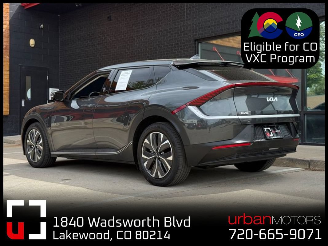 Used 2024 Kia EV6 Light AWD/4WD image 3