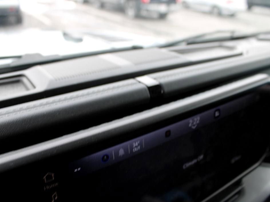 Used 2024 Jeep Wrangler Unlimited Rubicon w/ XTREMEE 35" Tire Package image 23